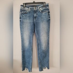 NWOT Silver Suki Straight Jean's size 8 (30x29)
